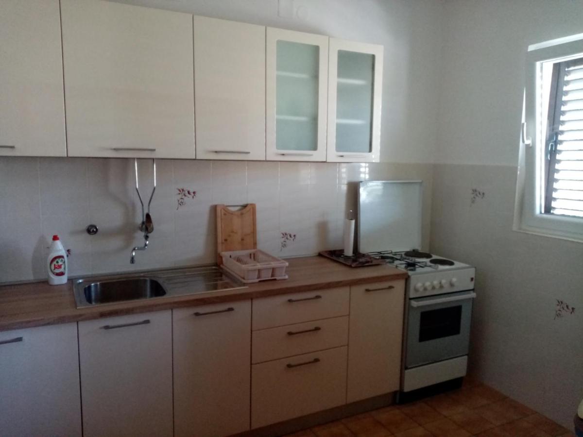 Pave Apartment Betina  Εξωτερικό φωτογραφία