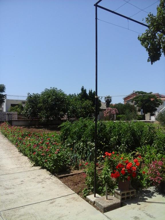 Pave Apartment Betina  Εξωτερικό φωτογραφία